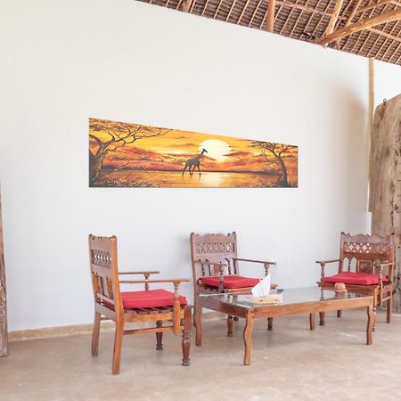 Ahg Sun Bay Mlilile Beach Hotel ماتيموي المظهر الخارجي الصورة