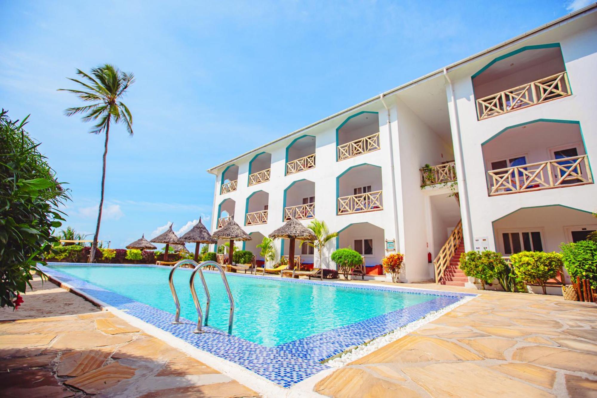 Ahg Sun Bay Mlilile Beach Hotel ماتيموي المظهر الخارجي الصورة