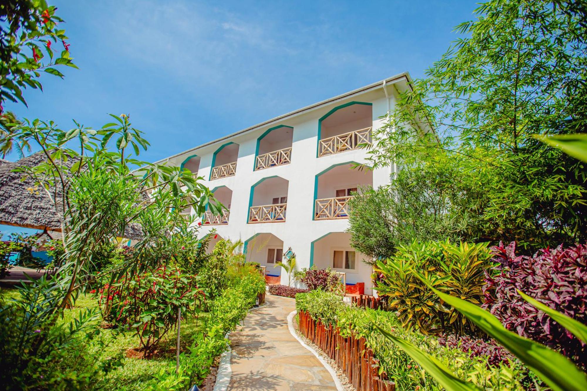 Ahg Sun Bay Mlilile Beach Hotel ماتيموي المظهر الخارجي الصورة